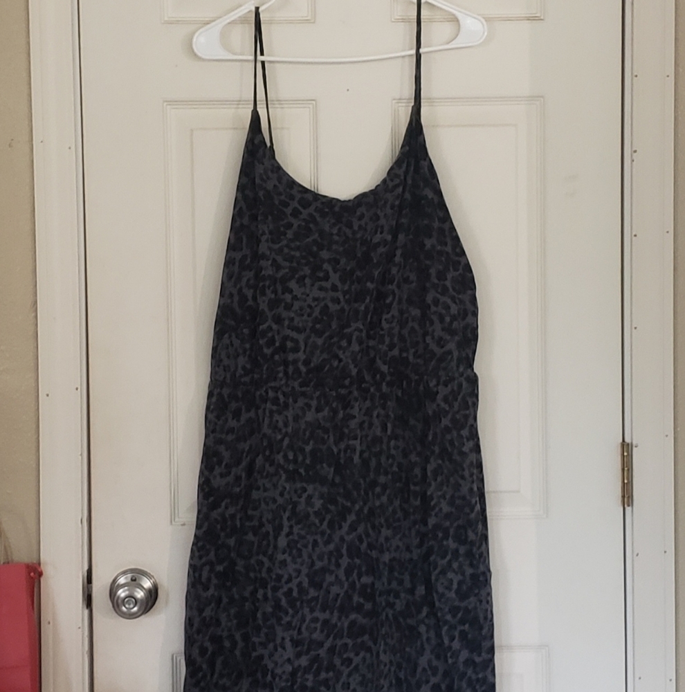 Old navy leopard print maxi dress